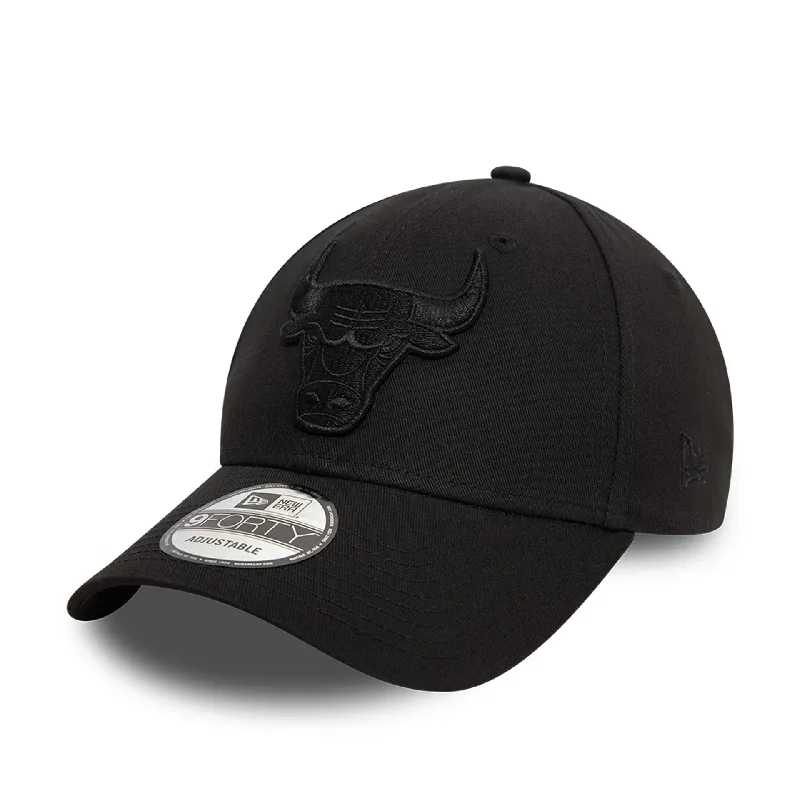 Chicago Bulls NBA Essential Black 9FORTY Adjustable Cap