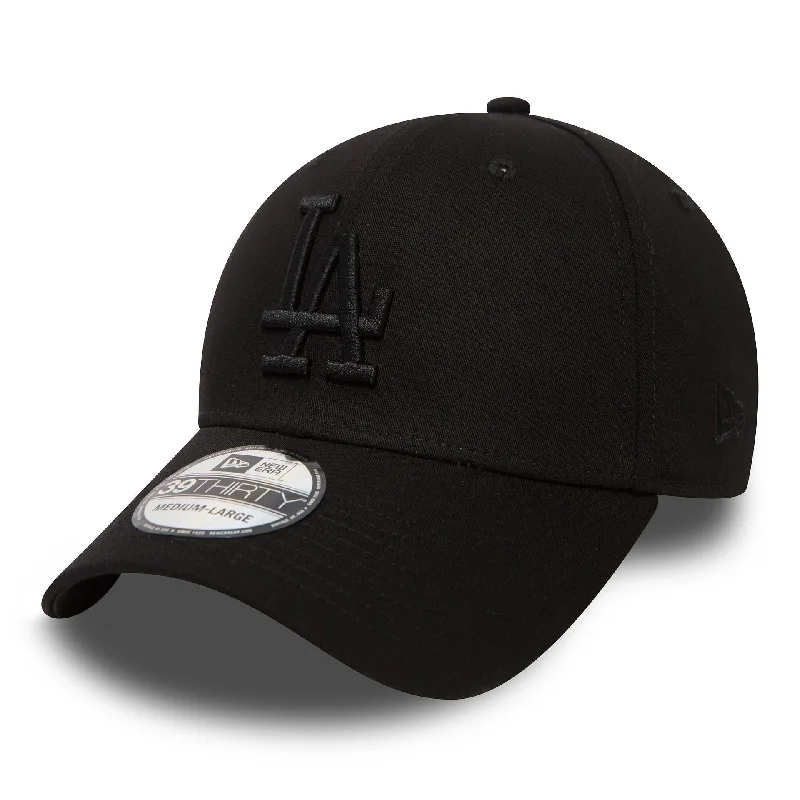 LA Dodgers Essential Black On Black 39THIRTY Cap