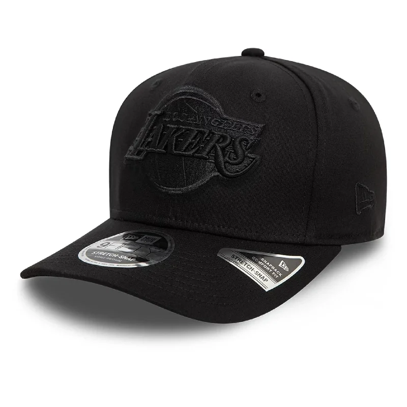 LA Lakers Black On Black 9FIFTY Stretch Snap Cap