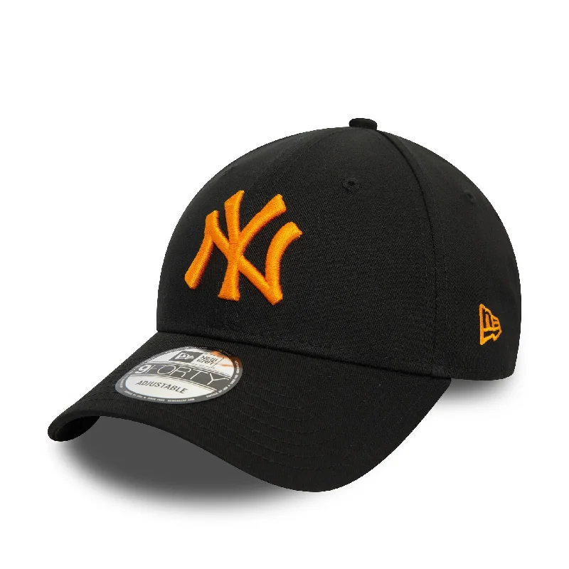 New York Yankees League Essential Black and Orange 9FORTY Adjustable Cap