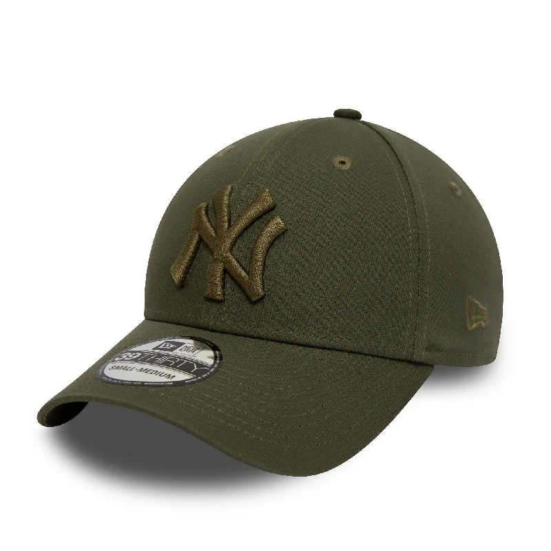 New York Yankees League Essential Green 39THIRTY Stretch Fit Cap