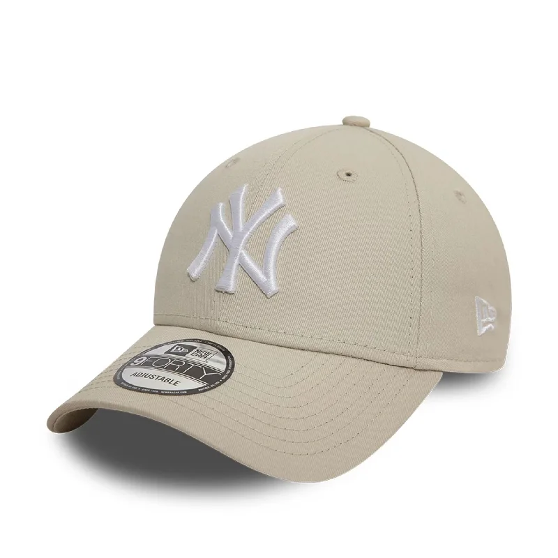 New York Yankees League Essential Stone 9FORTY Adjustable Cap