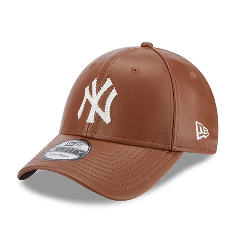 New York Yankees MLB Leather Brown 9FORTY Adjustable Cap