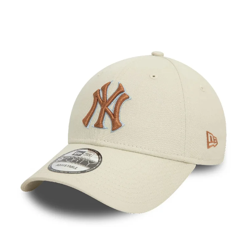 New York Yankees MLB Patch White 9FORTY Adjustable Cap