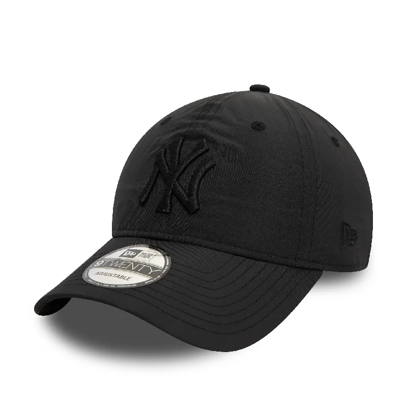 New York Yankees Nylon Black 9TWENTY Adjustable Cap