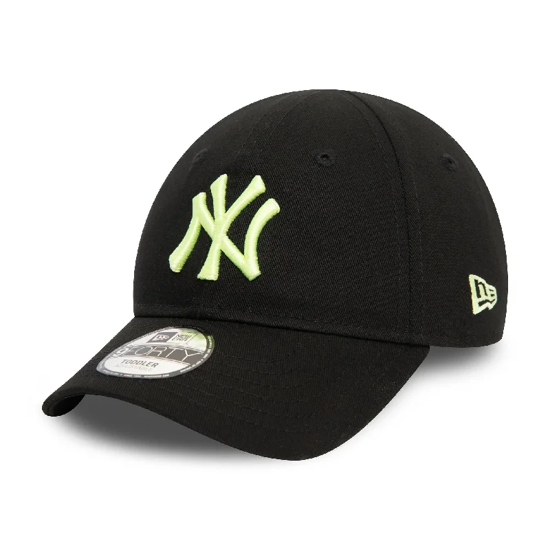 New York Yankees Toddler League Essential Black 9FORTY Adjustable Cap