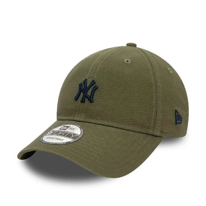 New York Yankees Washed Khaki 9FORTY Adjustable Cap