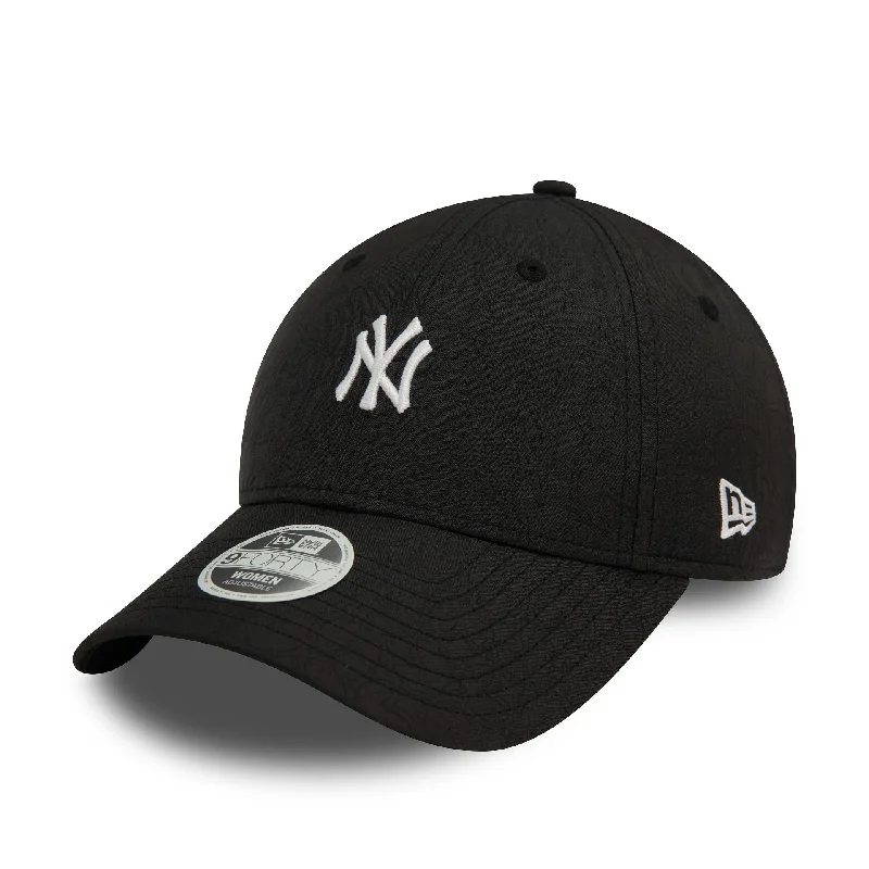 New York Yankees Womens Jacquard Black 9FORTY Adjustable Cap