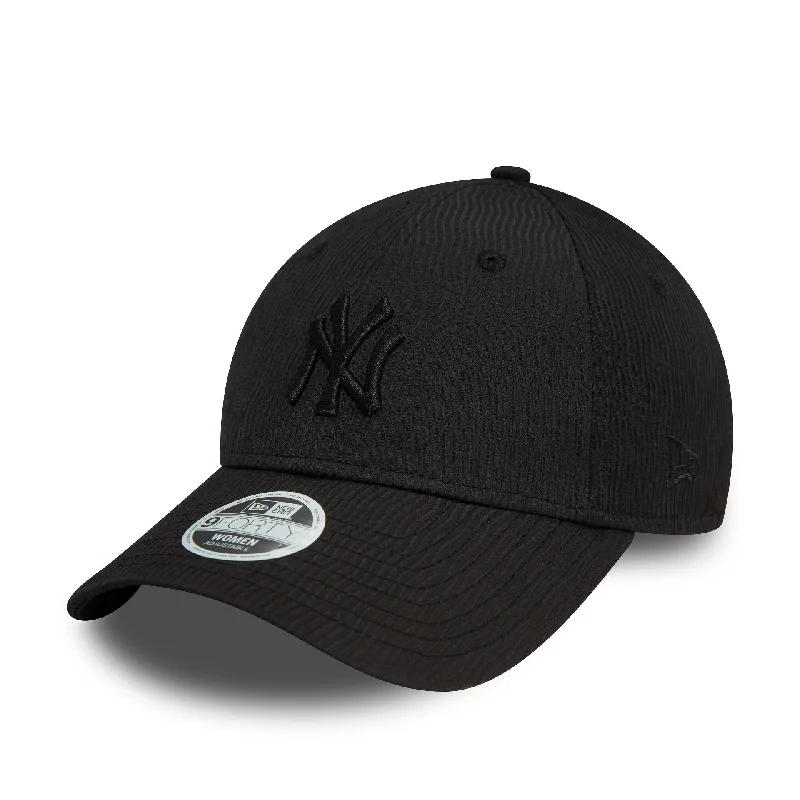 New York Yankees Womens Ruching Black 9FORTY Adjustable Cap